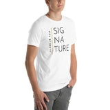 V-SIGNATURE SIGNATURE TEE